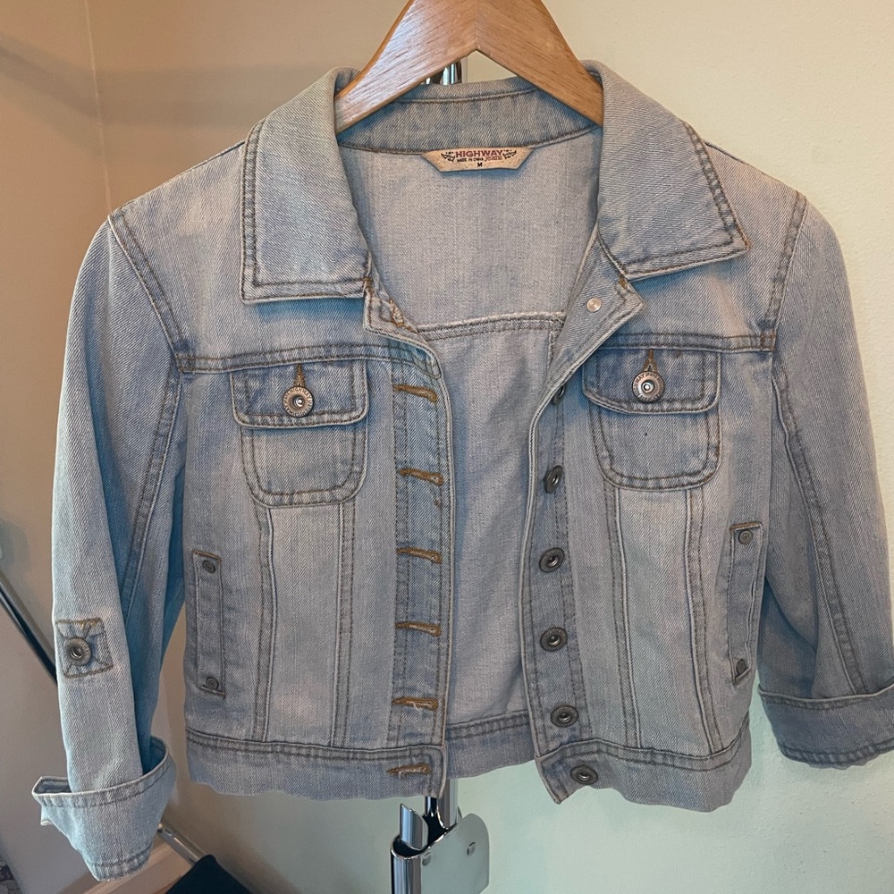 Cropped 3/4 Sleeve Denim Jacket by Highway